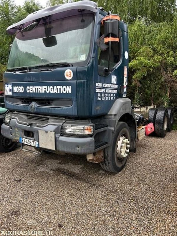 RENAULT KERAX - 2003 - 305000km - Camion: photos 1 RENAULT KERAX - 2003 - 305000km - Camion: photos 1