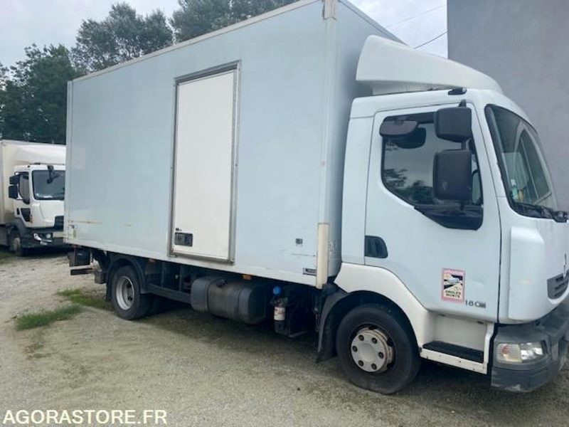 RENAULT MIDLUM 180 DXIFOURGON HAYON 260000 KM - Camion: photos 2 RENAULT MIDLUM 180 DXIFOURGON HAYON 260000 KM - Camion: photos 2