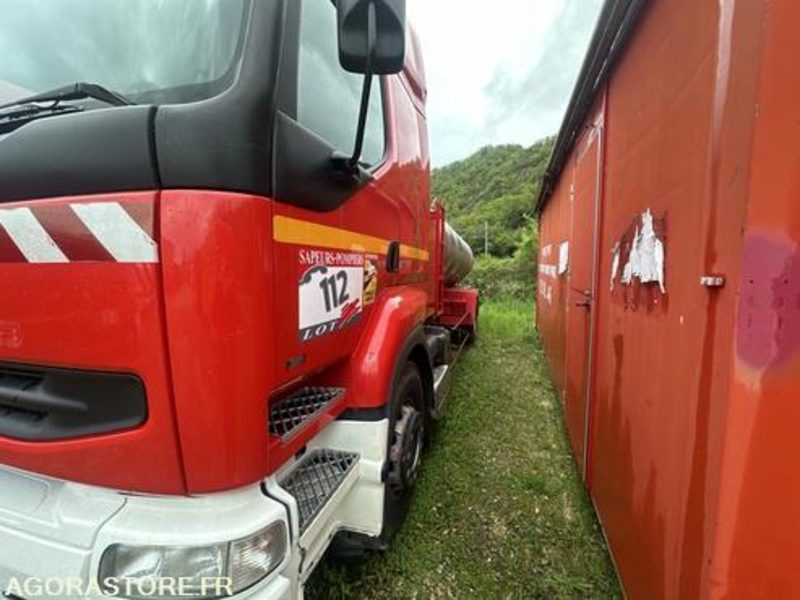 RENAULT Premium 385 privilège - 8674KB46 - Camion: photos 2 RENAULT Premium 385 privilège - 8674KB46 - Camion: photos 2
