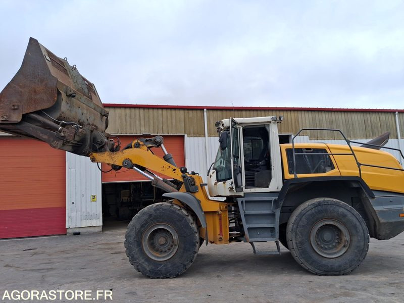 Chargeuse Liebherr L550 Xpower - 2016 / 16298 Heures - Chargeuse: photos 2 Chargeuse Liebherr L550 Xpower - 2016 / 16298 Heures - Chargeuse: photos 2
