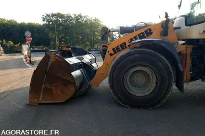 Chargeuse sur pneus LIEBHERR L566 XPower - 2016 / 11 762 HEURES - Chargeuse: photos 3 Chargeuse sur pneus LIEBHERR L566 XPower - 2016 / 11 762 HEURES - Chargeuse: photos 3