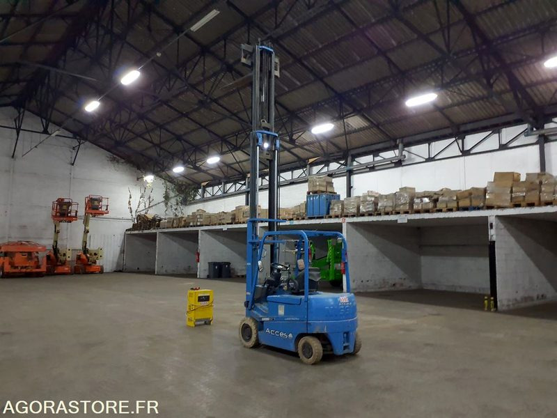 Chariot élévateur ELEC 2.5T Triplex 5,5M NISSAN QO2L25 - Chariot élévateur électrique: photos 1 Chariot élévateur ELEC 2.5T Triplex 5,5M NISSAN QO2L25 - Chariot élévateur électrique: photos 1