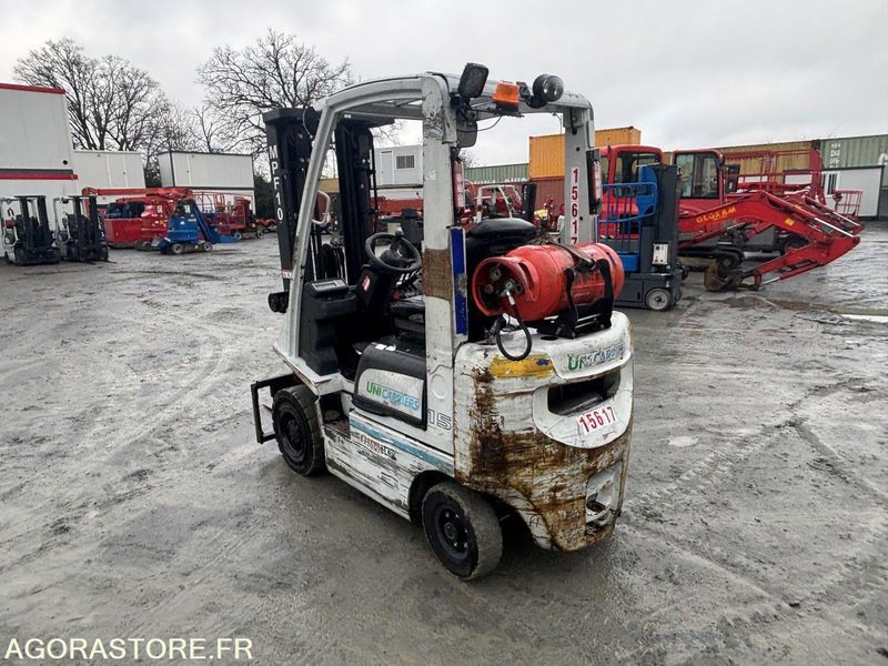 Chariot élévateur NISSAN GAZ 1.5T type P1D1A15LQ - Chariot élévateur à gaz: photos 2 Chariot élévateur NISSAN GAZ 1.5T type P1D1A15LQ - Chariot élévateur à gaz: photos 2