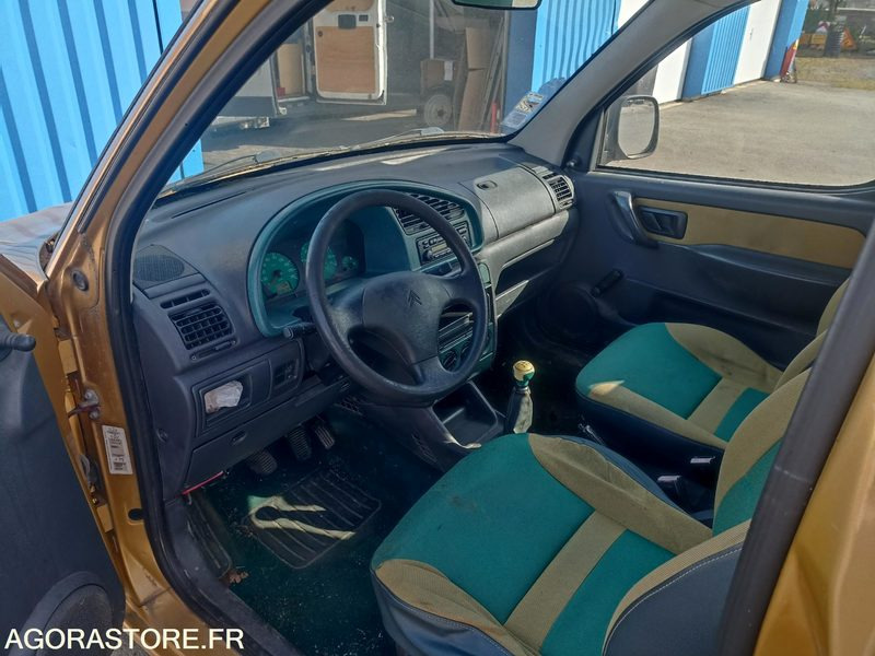 Citroën Berlingo 2L Hdi - 268784kms - 2002 - Voiture: photos 3 Citroën Berlingo 2L Hdi - 268784kms - 2002 - Voiture: photos 3