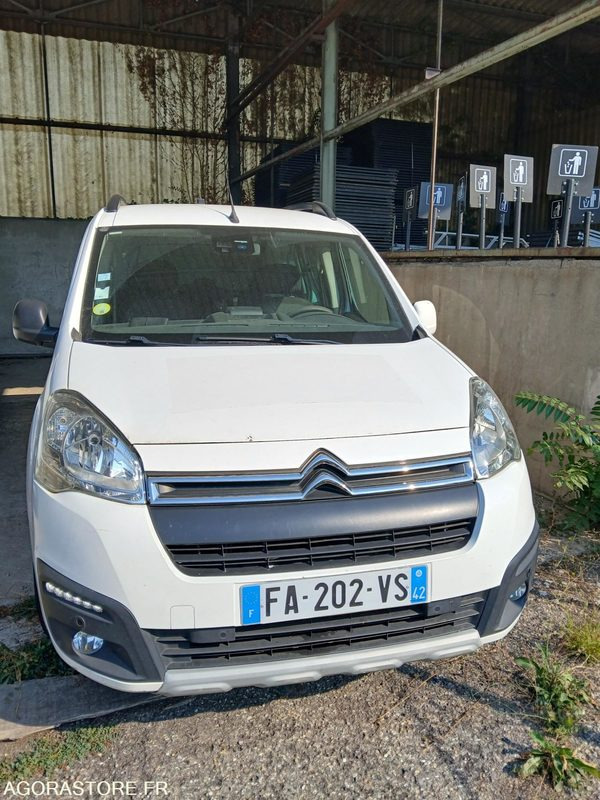 Citroën Berlingo FA-202-VS 108 443KMS - Voiture: photos 1 Citroën Berlingo FA-202-VS 108 443KMS - Voiture: photos 1