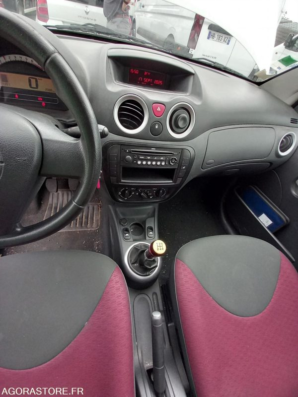 Voiture Citroen C2 AD508QG: photos 8