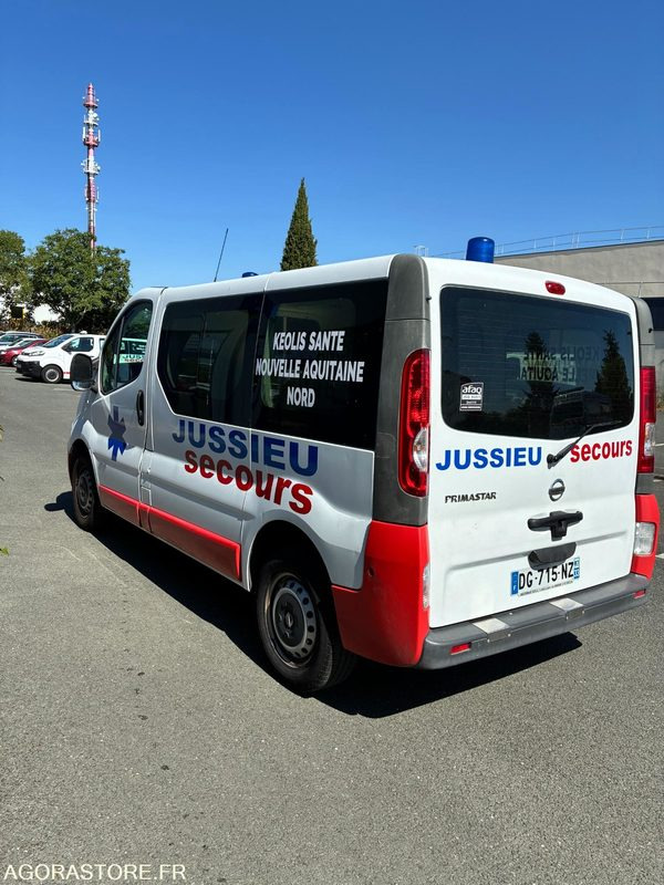 DG-715-NZ - Roulant - VASP - NISSAN PRIMASTAR - 178 174 Kms - Ambulance: photos 3 DG-715-NZ - Roulant - VASP - NISSAN PRIMASTAR - 178 174 Kms - Ambulance: photos 3
