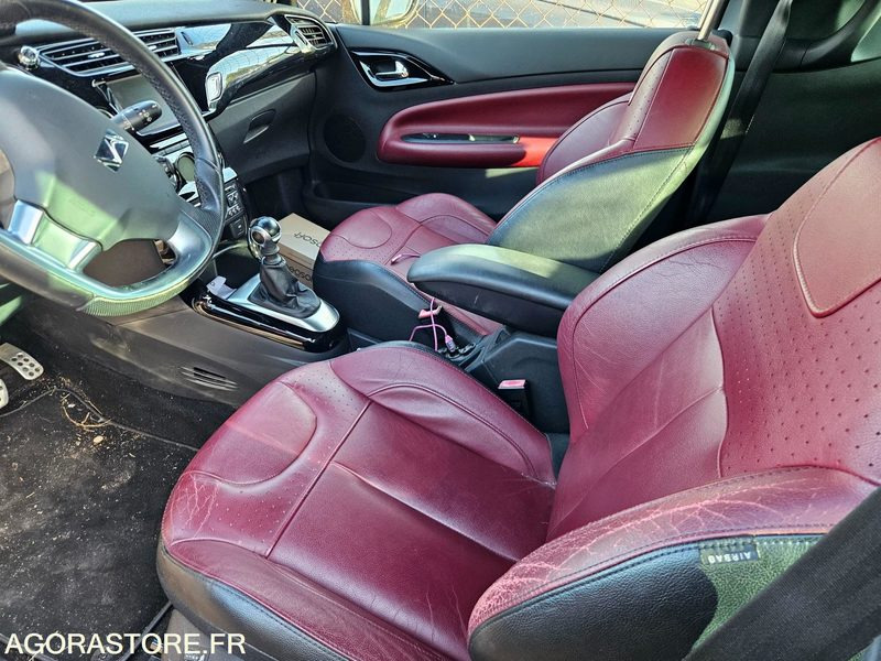 DS3 MOTEUR HS ET SANS CG - Voiture: photos 2 DS3 MOTEUR HS ET SANS CG - Voiture: photos 2