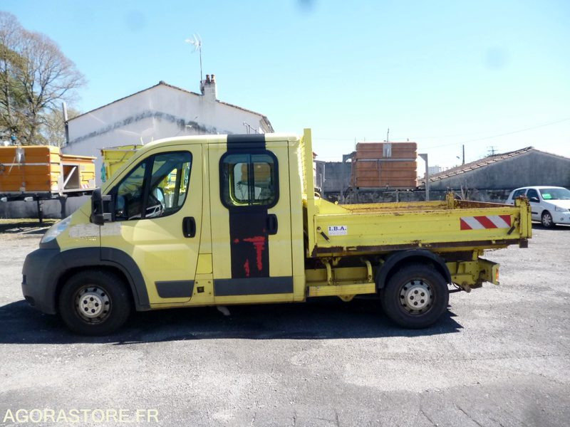 DUCATO 2.3 JTD 120 BBDC 7 PLACES - Fourgon plateau, Utilitaire double cabine: photos 2 DUCATO 2.3 JTD 120 BBDC 7 PLACES - Fourgon plateau, Utilitaire double cabine: photos 2