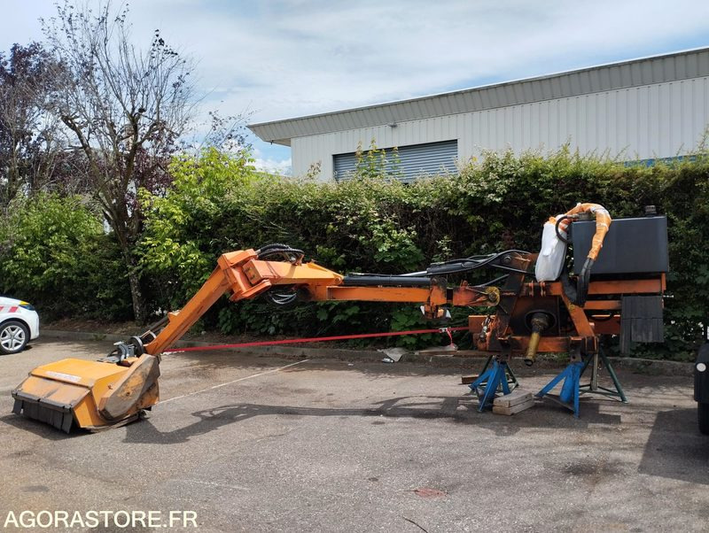 EPAREUSE ROUSSEAU MINAUTOR 5000L n°M5LBK04A03 - Epareuse: photos 2 EPAREUSE ROUSSEAU MINAUTOR 5000L n°M5LBK04A03 - Epareuse: photos 2
