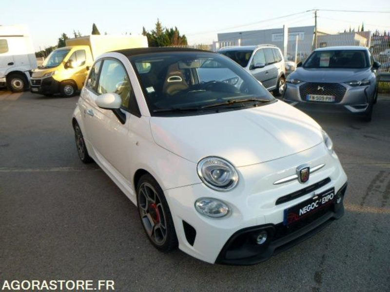 FIAT 500 abart Cabriolet - 2017 - 72321km - Embrayage neuf - Voiture: photos 1 FIAT 500 abart Cabriolet - 2017 - 72321km - Embrayage neuf - Voiture: photos 1