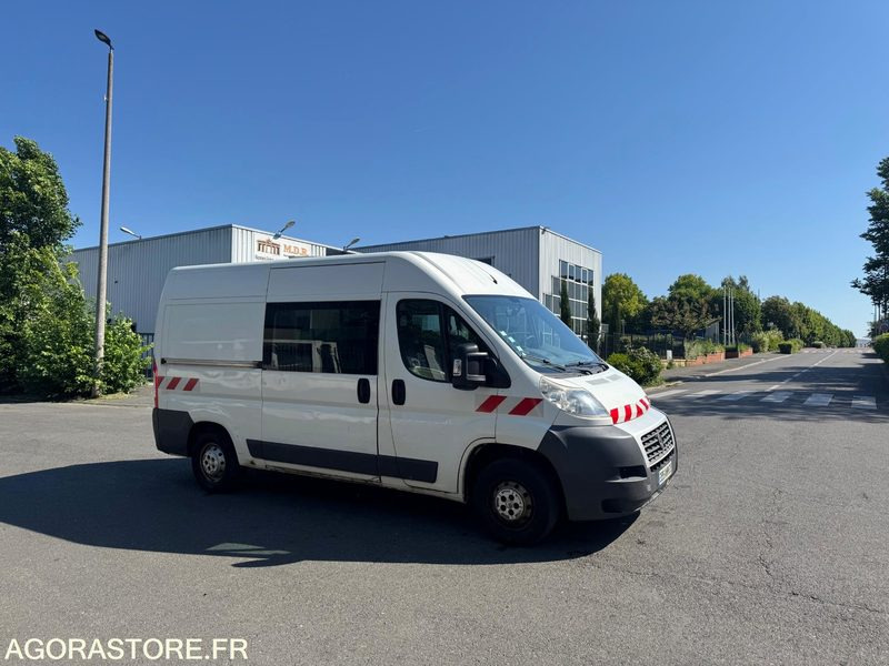FIAT DUCATO 133 000 KM 7 PLACES - Fourgon utilitaire: photos 4 FIAT DUCATO 133 000 KM 7 PLACES - Fourgon utilitaire: photos 4