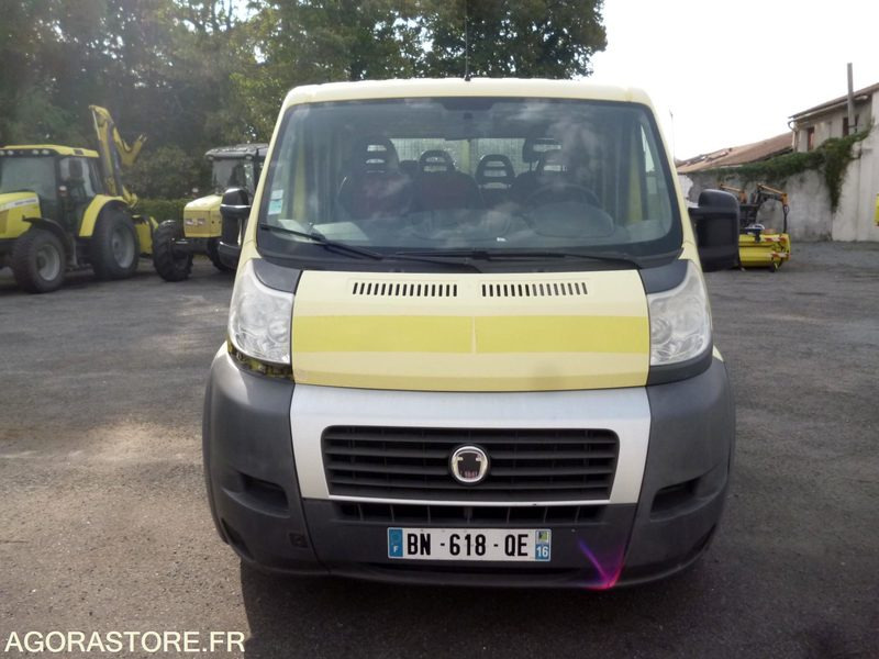 FIAT DUCATO 2.3 JTD 120 BBDC - Fourgon utilitaire: photos 1 FIAT DUCATO 2.3 JTD 120 BBDC - Fourgon utilitaire: photos 1