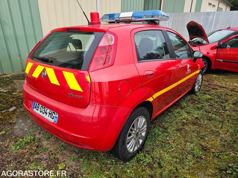 FIAT PUNTO 166119kms 2009 - AB034HG - Voiture: photos 3 FIAT PUNTO 166119kms 2009 - AB034HG - Voiture: photos 3
