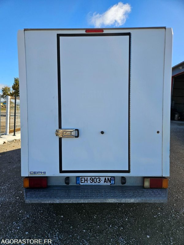 FIAT SCUDO 2.0 130 CAISSE FRIGORIFIQUE FRCX 3 PLACES - Véhicule utilitaire frigorifique: photos 5 FIAT SCUDO 2.0 130 CAISSE FRIGORIFIQUE FRCX 3 PLACES - Véhicule utilitaire frigorifique: photos 5