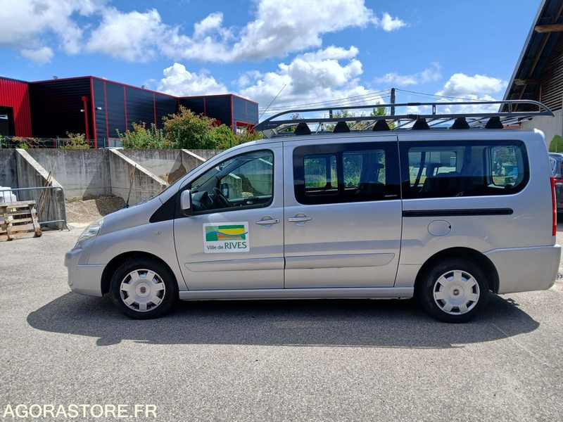 FIAT SCUDO PANORAMA - 9 places - Minibus, Transport de personnes: photos 1 FIAT SCUDO PANORAMA - 9 places - Minibus, Transport de personnes: photos 1