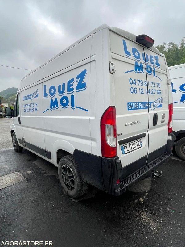 FOURGON FIAT DUCATO 75000 KM 2019 - Fourgon utilitaire: photos 3 FOURGON FIAT DUCATO 75000 KM 2019 - Fourgon utilitaire: photos 3
