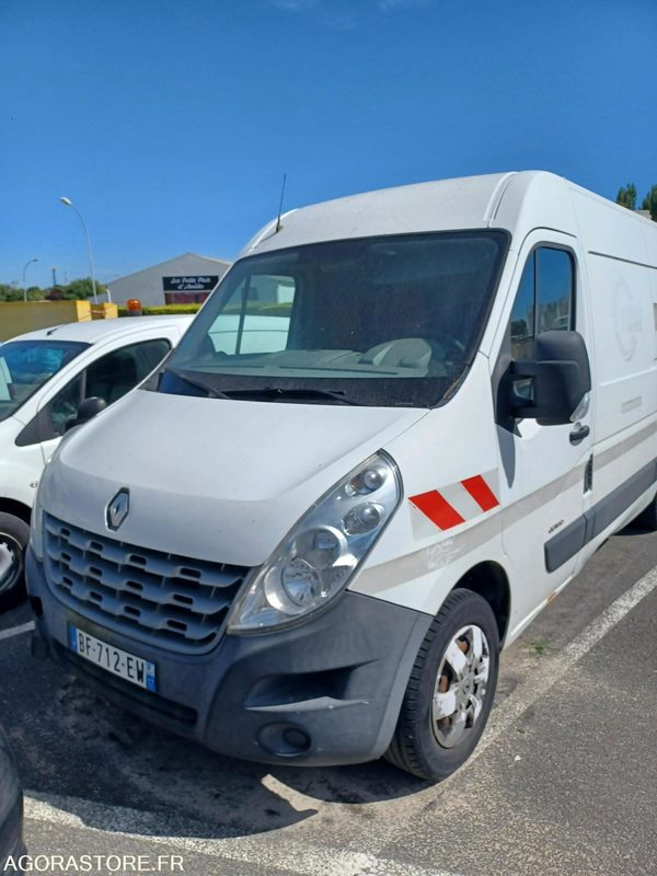 FOURGON RENAULT MASTER - 2010 / 187 529 Km - BF712EW - Fourgon utilitaire: photos 2 FOURGON RENAULT MASTER - 2010 / 187 529 Km - BF712EW - Fourgon utilitaire: photos 2