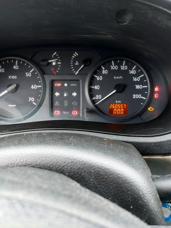 FOURGONNETTE - RENAULT KANGOO - 2003 - Fourgonnette: photos 5 FOURGONNETTE - RENAULT KANGOO - 2003 - Fourgonnette: photos 5