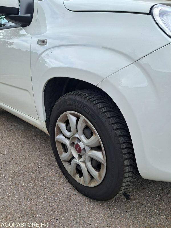 Fiat Panda FB-201-HQ - Fourgonnette: photos 4 Fiat Panda FB-201-HQ - Fourgonnette: photos 4