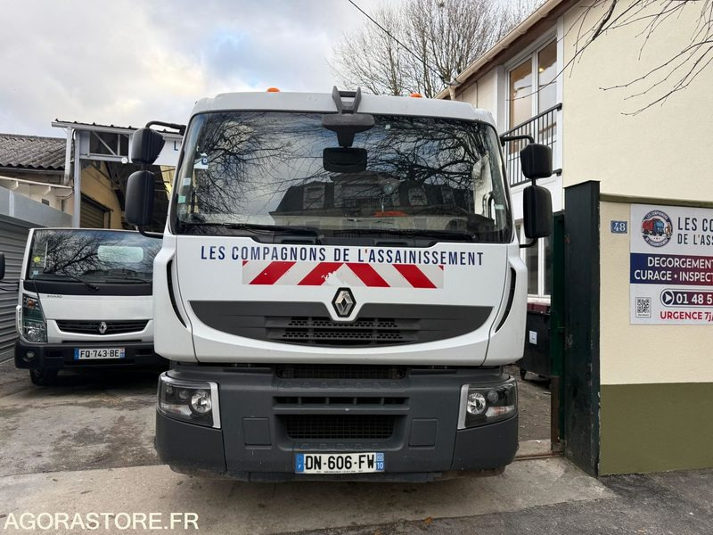 Hydrocureur Rivard 19T - 406 000 KM - Année 2008 - Camion hydrocureur: photos 5 Hydrocureur Rivard 19T - 406 000 KM - Année 2008 - Camion hydrocureur: photos 5