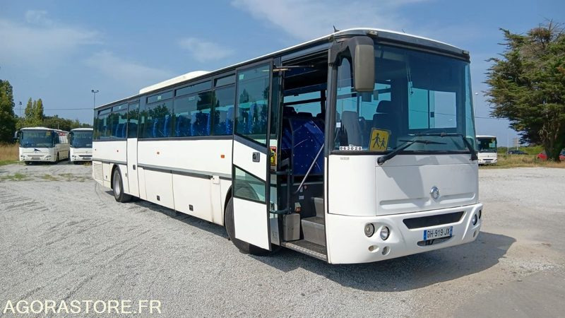 IVECO BUS AXER N°063028 - Minibus, Transport de personnes: photos 1 IVECO BUS AXER N°063028 - Minibus, Transport de personnes: photos 1