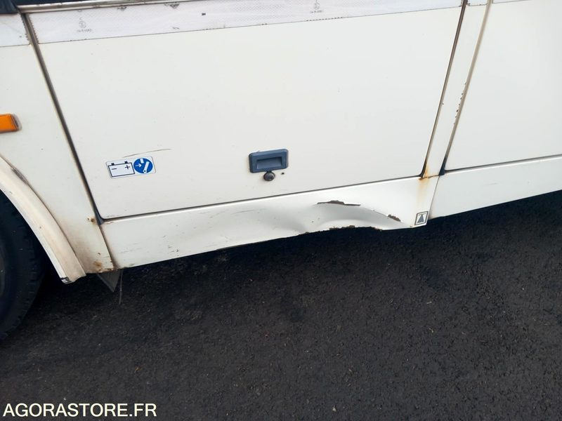 IVECO BUS AXER N°073267 - Bus scolaire: photos 3 IVECO BUS AXER N°073267 - Bus scolaire: photos 3