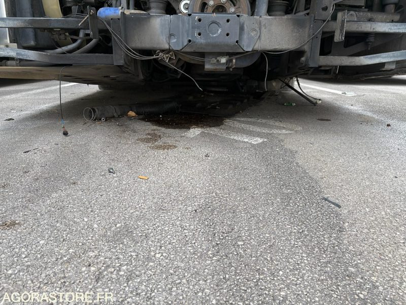 IVECO BUS CROSSWAY 12,80m N°093068 - véhicule non roulant Ventes pour pièces - Minibus, Transport de personnes: photos 5 IVECO BUS CROSSWAY 12,80m N°093068 - véhicule non roulant Ventes pour pièces - Minibus, Transport de personnes: photos 5
