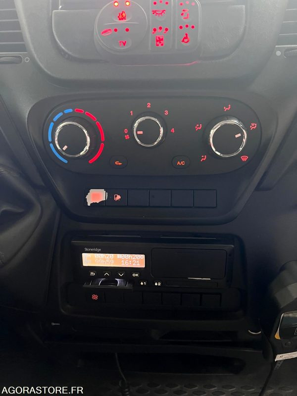 Iveco daily 08/2016 22 +1 places 240 000 kms - Bus scolaire: photos 5 Iveco daily 08/2016 22 +1 places 240 000 kms - Bus scolaire: photos 5
