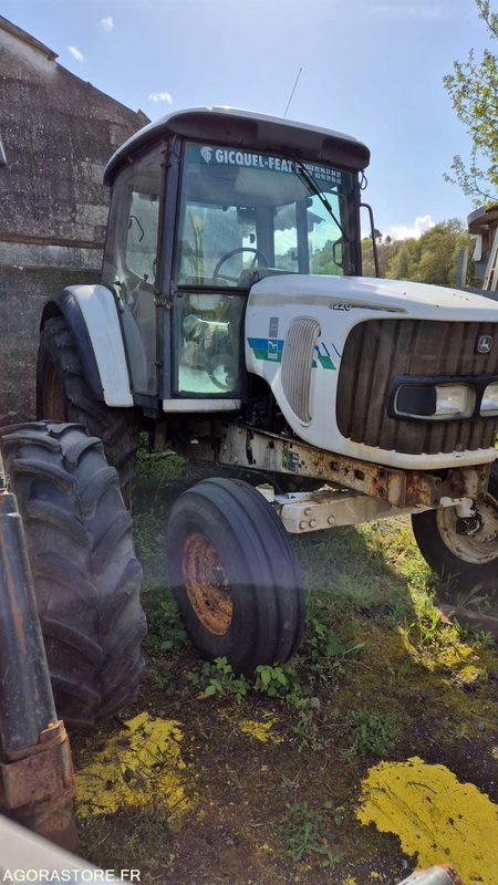 JHON DEERE M6220 - 2004 - Tracteur agricole: photos 4 JHON DEERE M6220 - 2004 - Tracteur agricole: photos 4