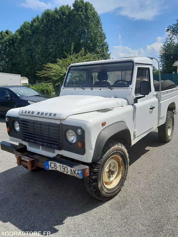 LAND ROVER DEFENDER 110 - 2012 - 81370KM - SUV: photos 1 LAND ROVER DEFENDER 110 - 2012 - 81370KM - SUV: photos 1