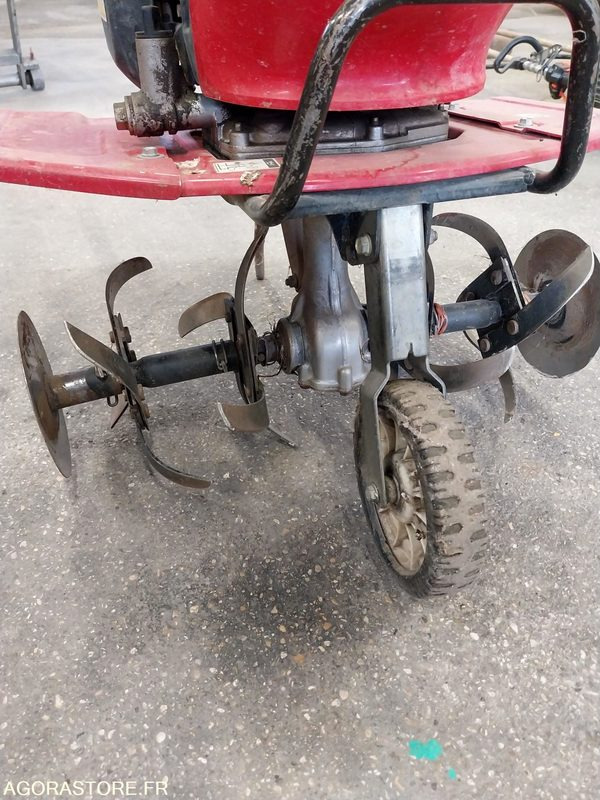 LOT de 2 Motoculteurs / Honda F220" - Matériel de jardinage: photos 1 LOT de 2 Motoculteurs / Honda F220" - Matériel de jardinage: photos 1