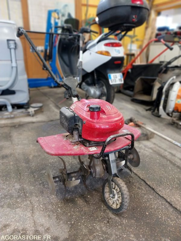 LOT de 2 Motoculteurs / Honda F220" - Matériel de jardinage: photos 5 LOT de 2 Motoculteurs / Honda F220" - Matériel de jardinage: photos 5