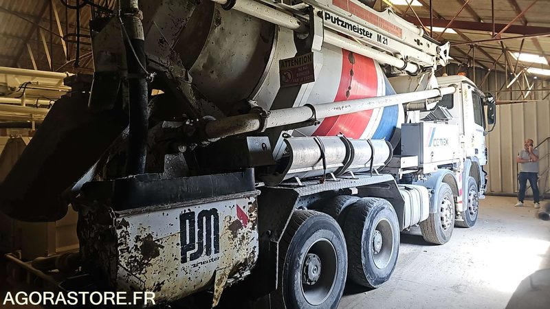 MALAXEUR POMPE A BETON MERCEDES ACTROS - 2006 / 351 902 KM -EXCLUSIVEMENT EXPORT - Camion malaxeur pompe: photos 3 MALAXEUR POMPE A BETON MERCEDES ACTROS - 2006 / 351 902 KM -EXCLUSIVEMENT EXPORT - Camion malaxeur pompe: photos 3