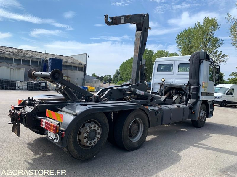 MERCEDES 6x2 - ACTROS 2531 - 1999 / 515000 KM - Camion ampliroll: photos 4 MERCEDES 6x2 - ACTROS 2531 - 1999 / 515000 KM - Camion ampliroll: photos 4