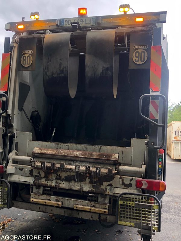 MERCEDES ECONIC (26t, 21 CV, 353 Cv, cabine bus, benne 23m3) - 138948 kms - 2018 - Benne à ordures ménagères: photos 4 MERCEDES ECONIC (26t, 21 CV, 353 Cv, cabine bus, benne 23m3) - 138948 kms - 2018 - Benne à ordures ménagères: photos 4