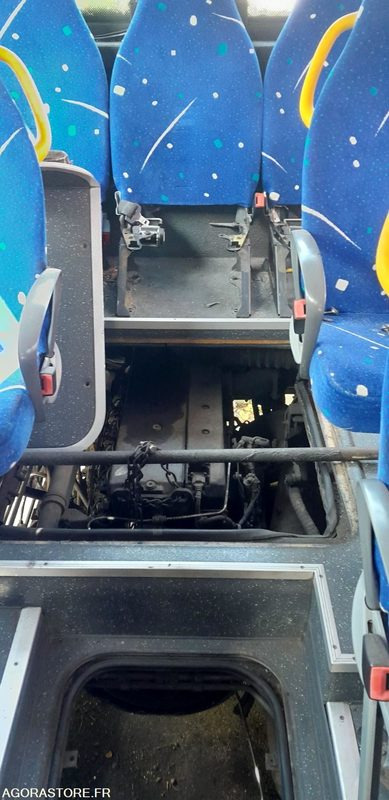 MERCEDES INTOURO 12,98m N°093437 - VH NON ROULANT POUR PIECES - Minibus, Transport de personnes: photos 1 MERCEDES INTOURO 12,98m N°093437 - VH NON ROULANT POUR PIECES - Minibus, Transport de personnes: photos 1