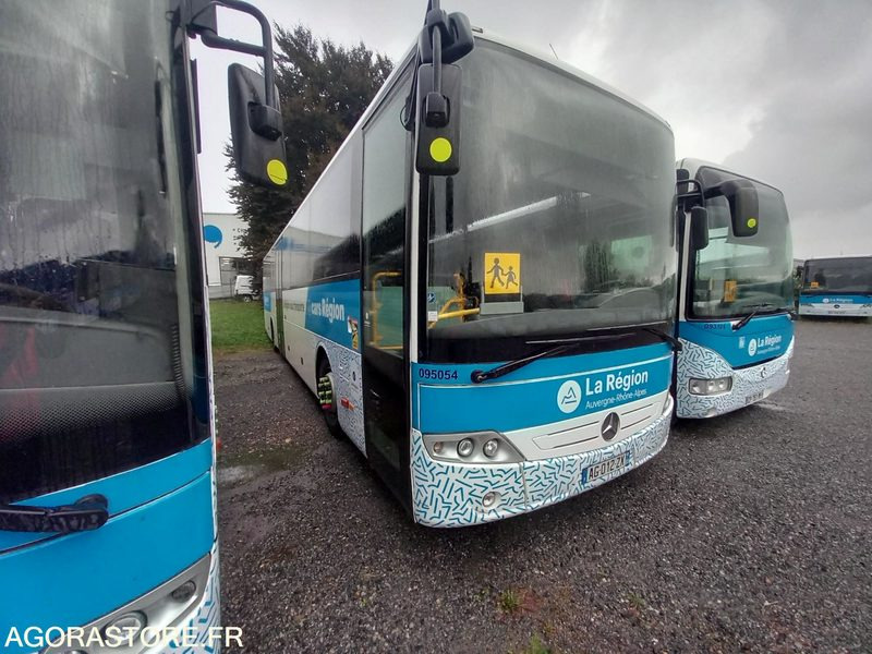 MERCEDES INTOURO 13m N°095054 - Bus scolaire: photos 1 MERCEDES INTOURO 13m N°095054 - Bus scolaire: photos 1