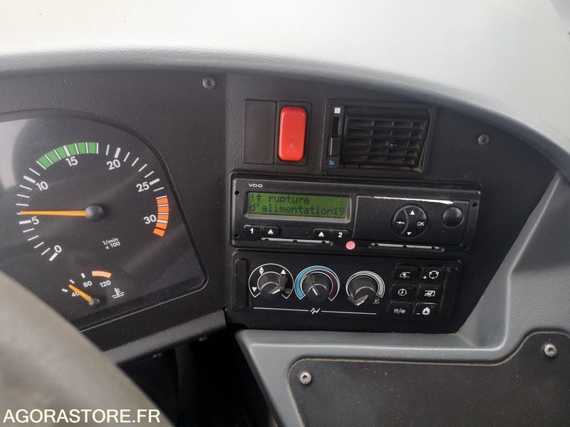 MERCEDES INTOURO M 08519 619599 kms 2008 - Bus scolaire: photos 5 MERCEDES INTOURO M 08519 619599 kms 2008 - Bus scolaire: photos 5