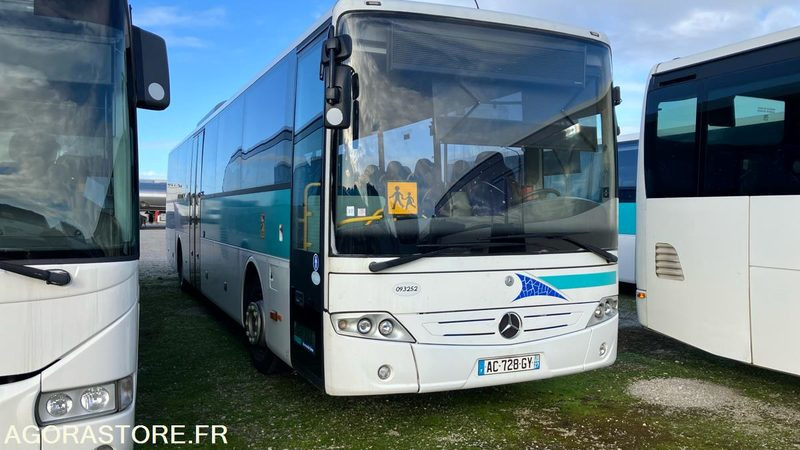 MERCEDES INTOURO N°093252 - Bus scolaire: photos 1 MERCEDES INTOURO N°093252 - Bus scolaire: photos 1