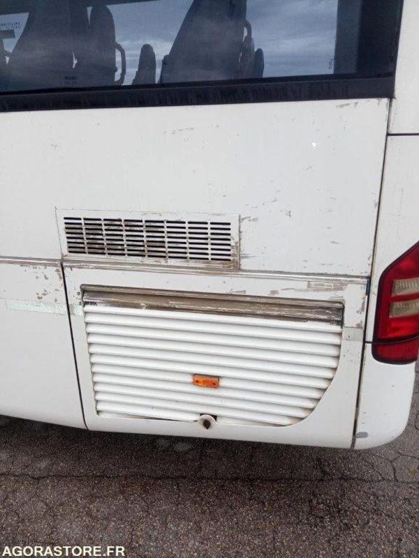 MERCEDES INTOURO N°093357 - Minibus, Transport de personnes: photos 4 MERCEDES INTOURO N°093357 - Minibus, Transport de personnes: photos 4