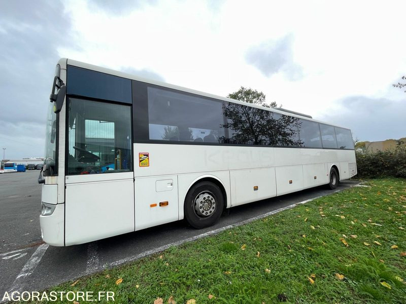 MERCEDES INTOURO N°095010 - Bus scolaire: photos 1 MERCEDES INTOURO N°095010 - Bus scolaire: photos 1