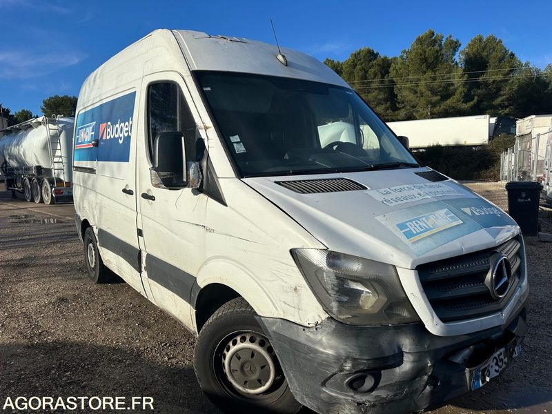 MERCEDES - SPRINTER - 2016 / 323000 KM - Fourgon utilitaire: photos 3 MERCEDES - SPRINTER - 2016 / 323000 KM - Fourgon utilitaire: photos 3