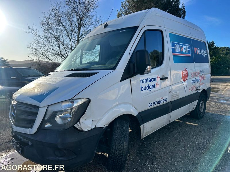 MERCEDES - SPRINTER - 2016 / 323000 KM - Fourgon utilitaire: photos 1 MERCEDES - SPRINTER - 2016 / 323000 KM - Fourgon utilitaire: photos 1