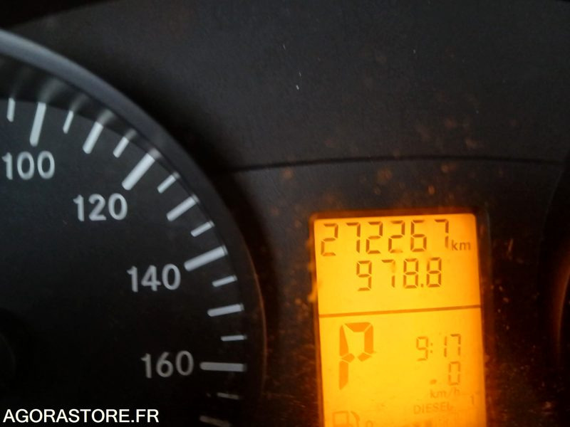 MERCEDES SPRINTER ANNEE 2014 BENNE BASCULANTE BOITE AUTO - Véhicule utilitaire benne: photos 4 MERCEDES SPRINTER ANNEE 2014 BENNE BASCULANTE BOITE AUTO - Véhicule utilitaire benne: photos 4