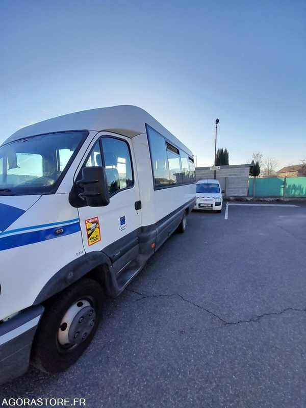 MINI BUS RENAULT MASCOTT - Minibus, Transport de personnes: photos 3 MINI BUS RENAULT MASCOTT - Minibus, Transport de personnes: photos 3