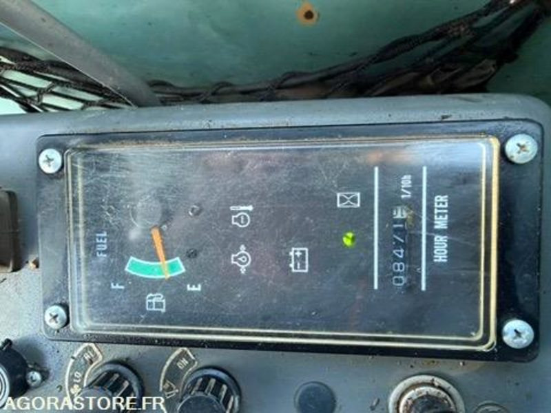 MINI-PELLE - YANMAR B25 V - 2,7 Tonnes - 2000 - 8471H - Pelle: photos 4 MINI-PELLE - YANMAR B25 V - 2,7 Tonnes - 2000 - 8471H - Pelle: photos 4