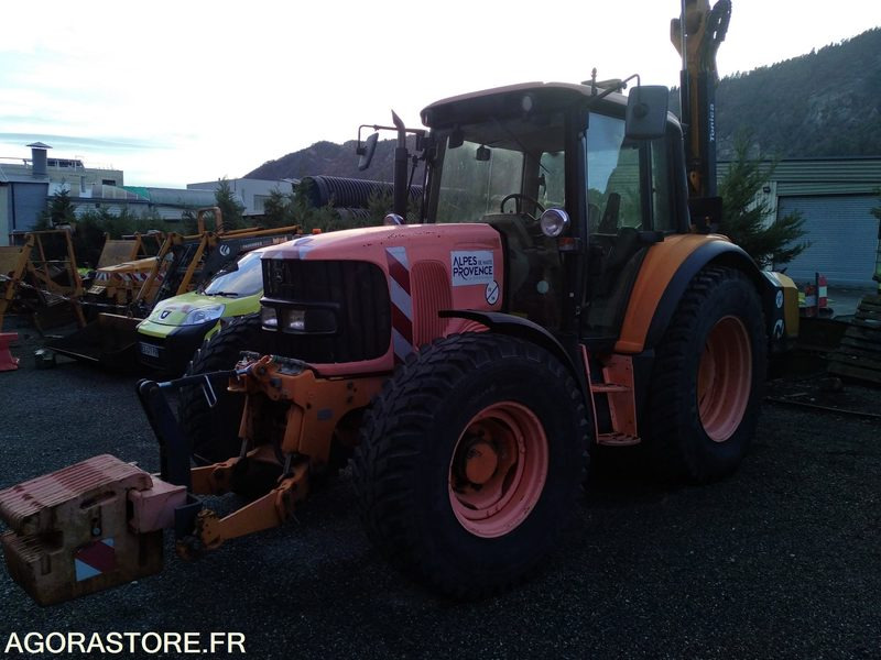 Tracteur John Deere 6220 4X4 - 2006 - 10558 heures avec épareuse NOREMAT Tonica - Machine agricole: photos 2 Tracteur John Deere 6220 4X4 - 2006 - 10558 heures avec épareuse NOREMAT Tonica - Machine agricole: photos 2