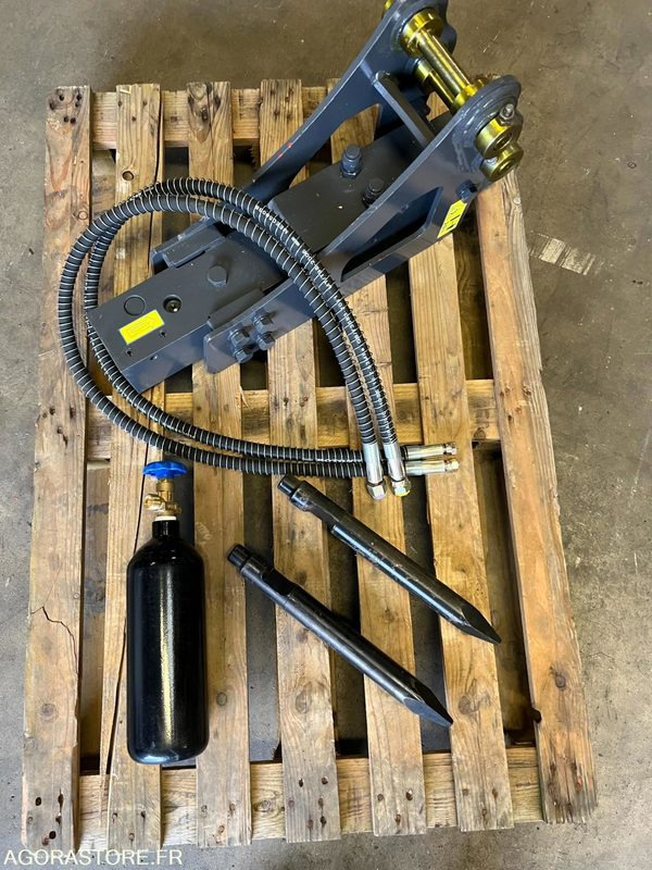 Marteaux hydraulique BRH pour mini pelle 800/1200 kg. - Pelle: photos 4 Marteaux hydraulique BRH pour mini pelle 800/1200 kg. - Pelle: photos 4