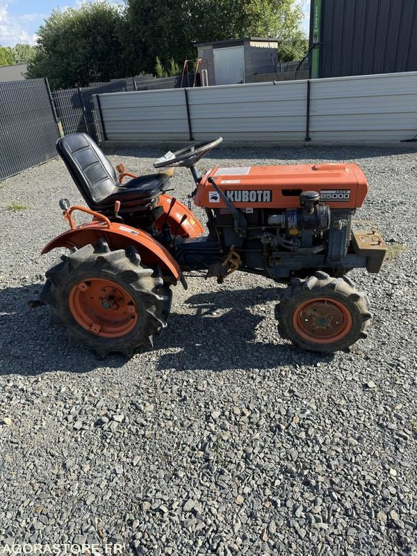 Micro Tracteur KUBOTA B5000 4X4 - Tracteur agricole: photos 2 Micro Tracteur KUBOTA B5000 4X4 - Tracteur agricole: photos 2